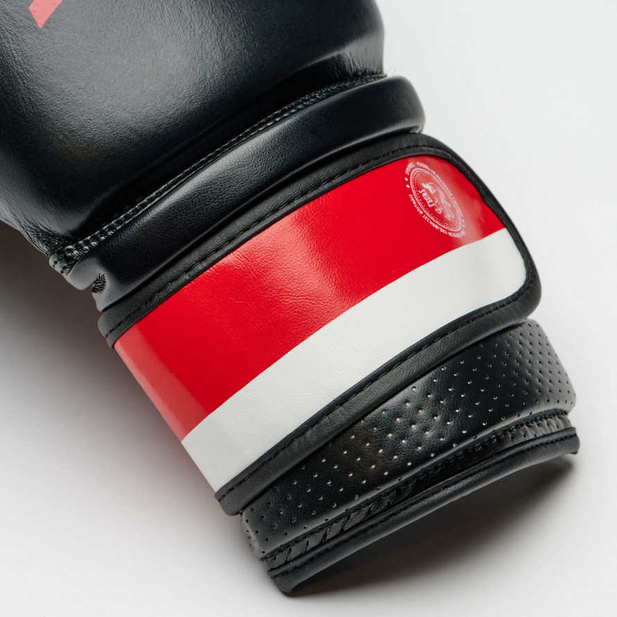 Leone boxing gloves